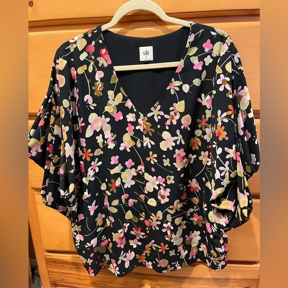 Cabi Navy Floral Top - Picture 3 of 4